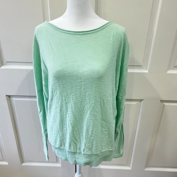 Vince Sweaters - Vince seafoam green lightweight sweater, size L
